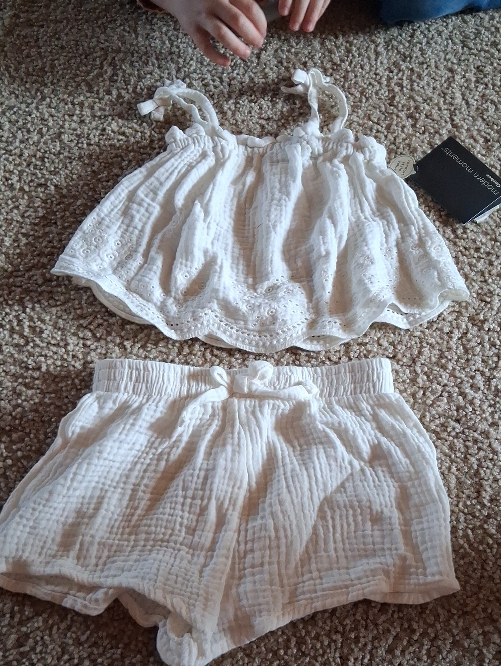 Gerber Modern Moments 2T Girls Eyelet Tank & Gauze Shorts Set Outfit